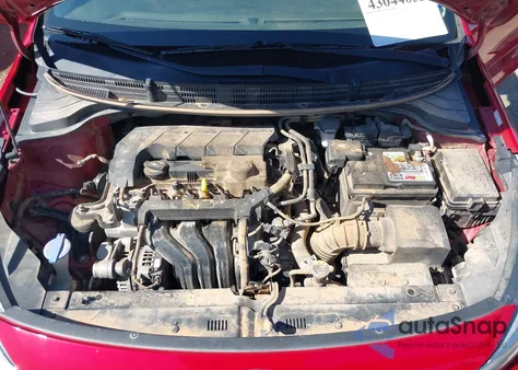 2021 Kia Rio S z USA, uszkodzony, nr VIN 3KPA24AD9ME387216